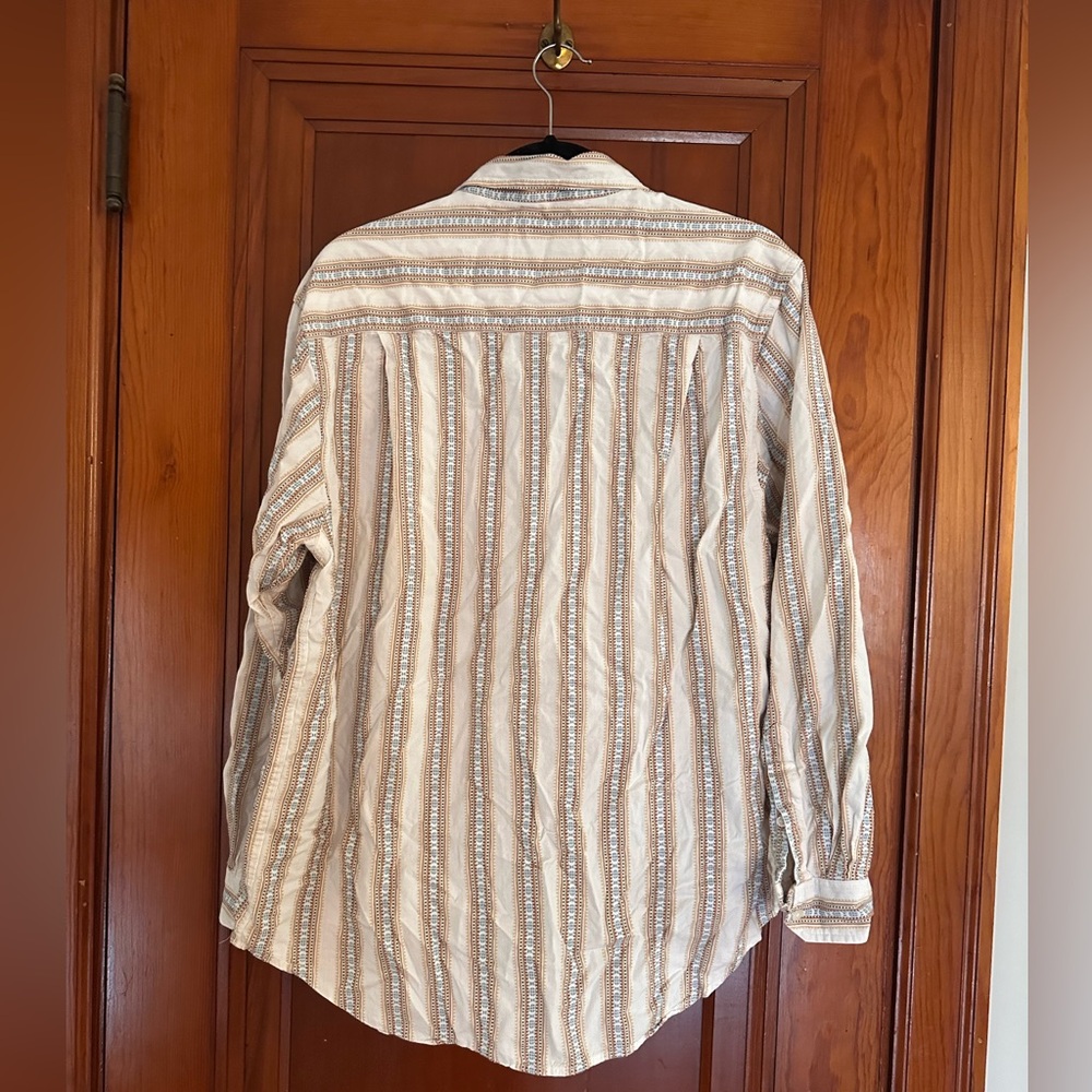 vintage button up - Picture 2 of 2